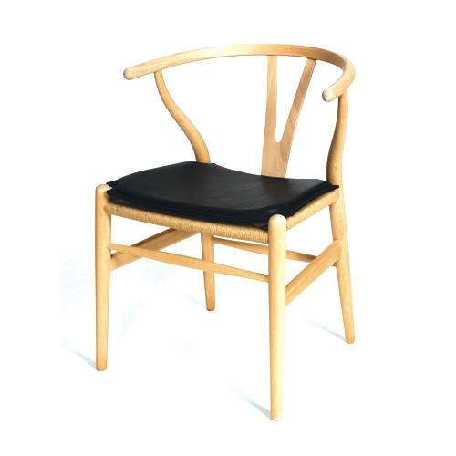 seat cushion in basiccolour leather for ch 24 wishbone chair